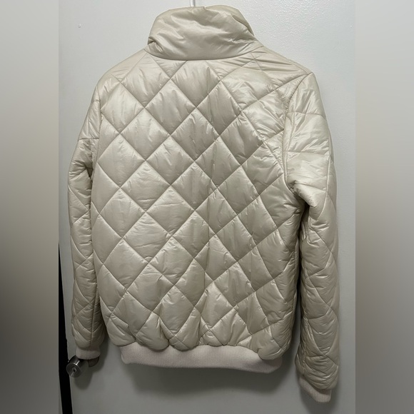 Patagonia Women’s Prow Bomber Jacket in Dyno White size Medium EUC - Picture 2 of 9